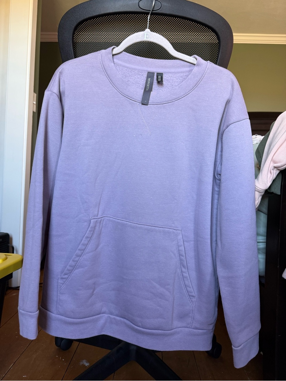 Mondetta Lavender Crewneck Sweatshirt